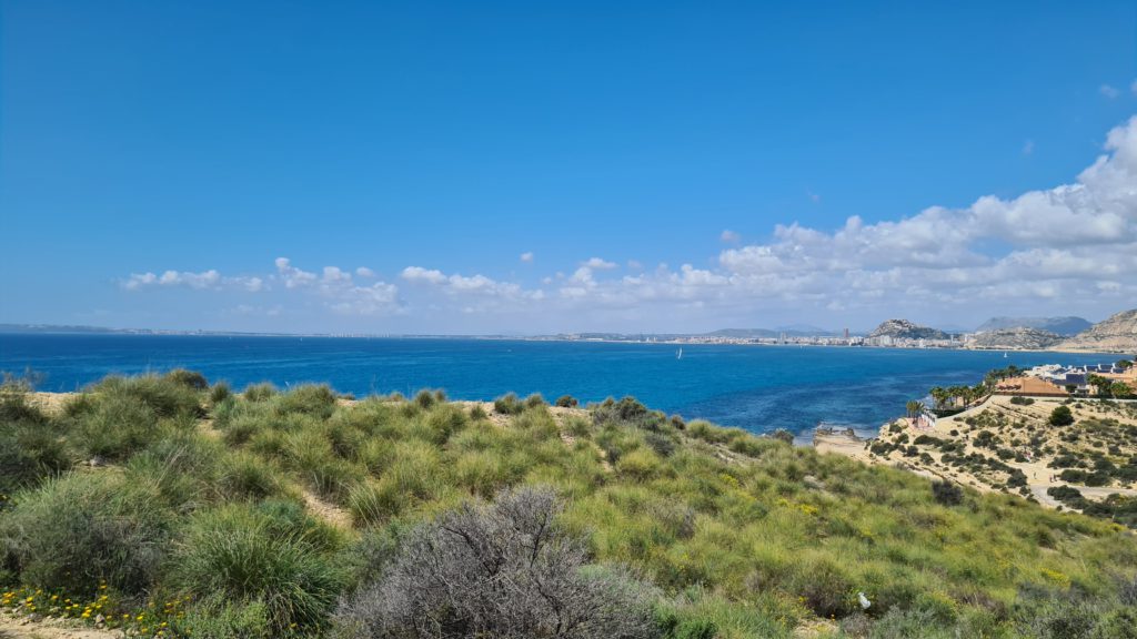 Ruta con niños junto al mar alicante