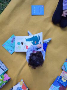 Jugar es un regalo, el campello, cuentoteca 8 de diciembre